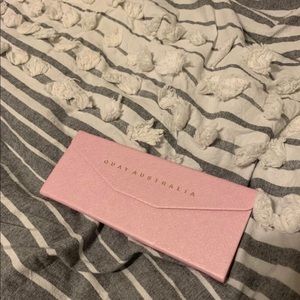 Quay Australia Glasses Case